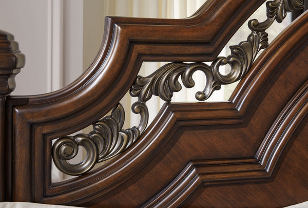 Lavinton - Brown - Queen Poster Bed
