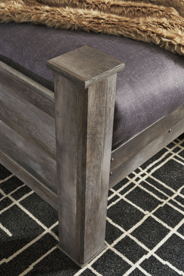 Wynnlow - Gray - Queen Upholstered Poster Bed