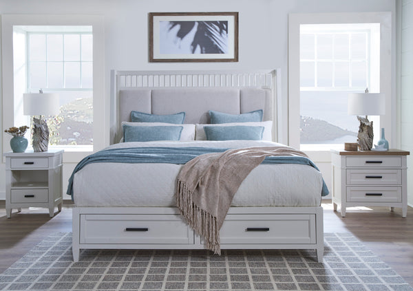 Americana Modern Bedroom King Shelter Bed