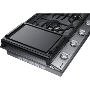 36" Smart Gas Cooktop with Illuminated Knobs in Stainless Steel