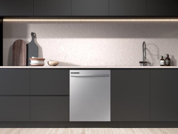 Fingerprint Resistant 53 dBA Dishwasher with Adjustable Rack