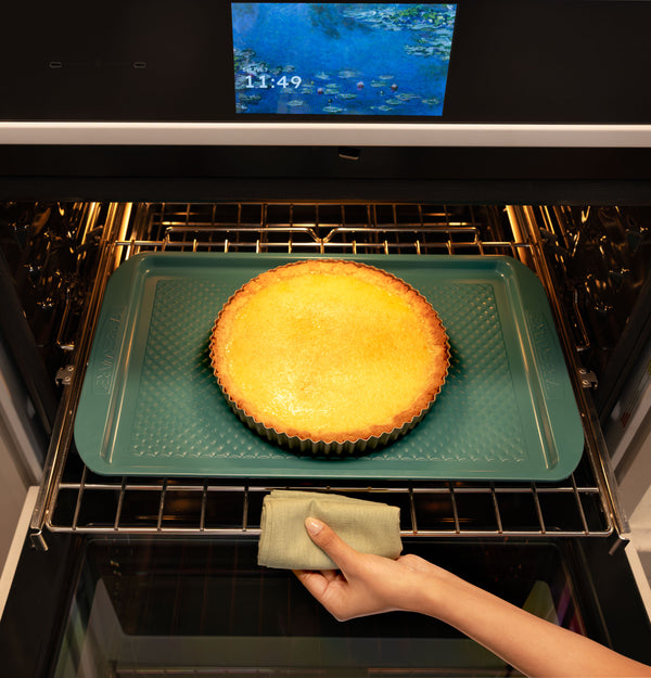 CAFÉ™ Professional Series 30" Smart Built-In Convection Double Wall Oven