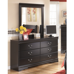 Huey Vineyard - Dresser, Mirror - Black
