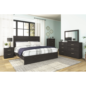 Belachime - 7 Pc. - Dresser, Mirror, Chest, King Panel Bed, 2 Nightstands - Black
