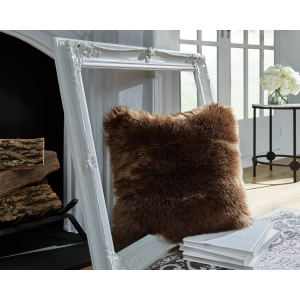 Bellethrone - Pillow - Brown