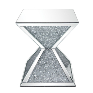 Noralie - End Table With Faux Diamonds - Mirrored