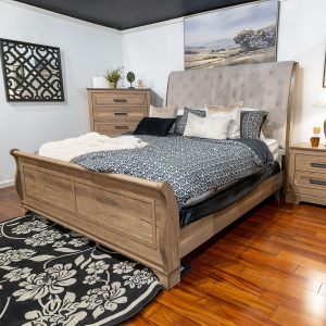 Coventry Hall - 5/0 Queen Bed - Light Brown
