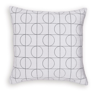 Kydner - Pillow (Set of 4) - White / Black