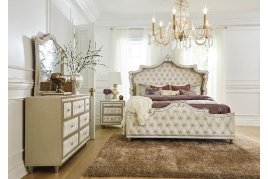 Antonella 4-Piece Queen Upholstered Tufted Bedroom Set Ivory and Camel