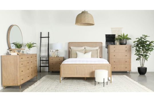Arini 5-piece Upholstered Queen Bedroom Set Sand Wash